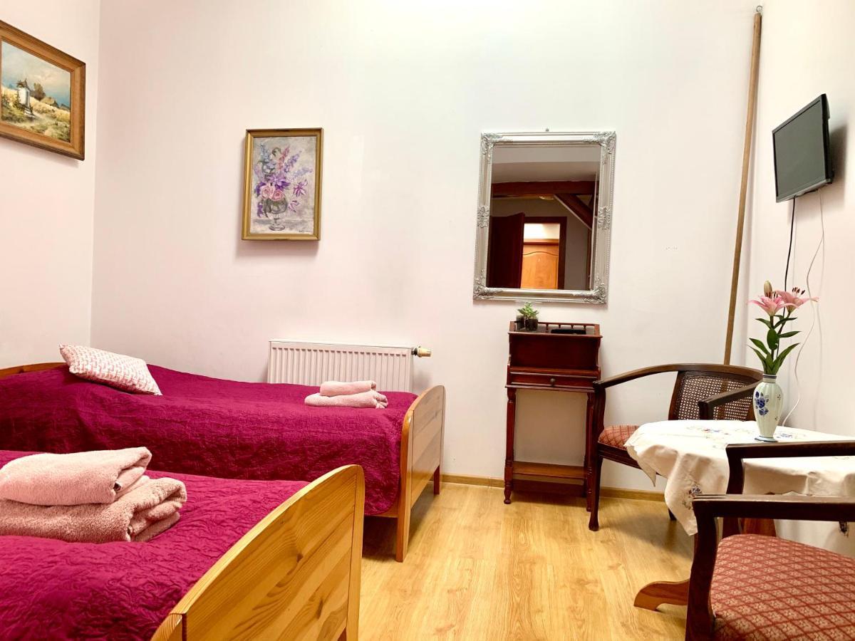 Kamienica Biala Hotel Казимеж Долни Екстериор снимка